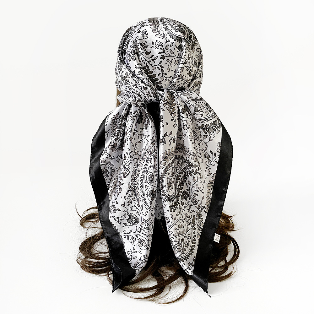 Fashion Square Silk Scarf 90cm - Luxury Skincare Headband recension och pris